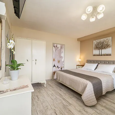 Apartment Aphrodite Superb Sea View