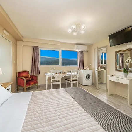 Aphrodite Superb Sea View Apartment Argostoli (Kefalonia)