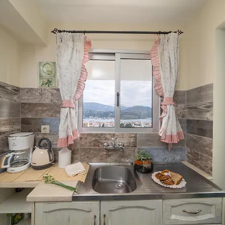 Aphrodite Superb Sea View شقة أرغوستولي